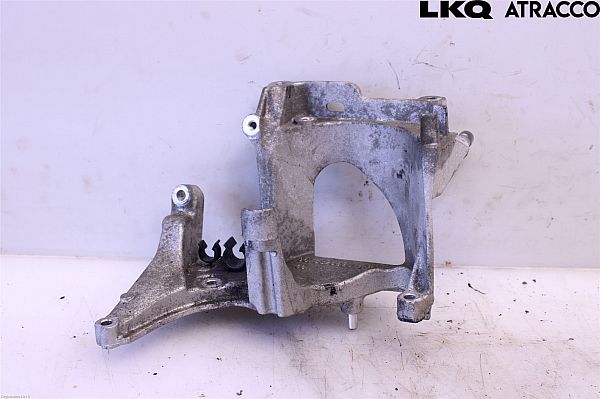 Fuel filter bracket