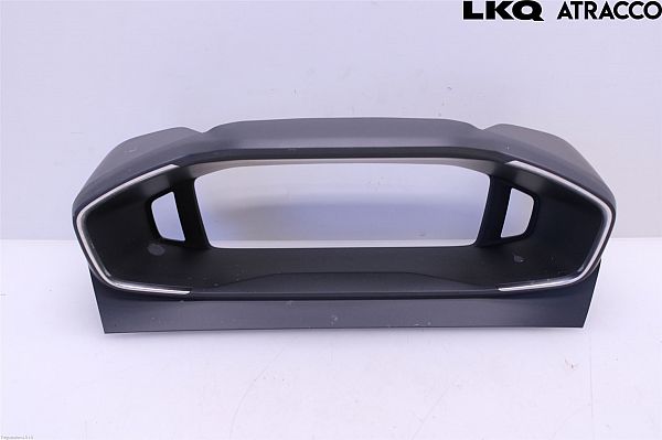 Instrument cluster surround PEUGEOT 2008 II (UD_, US_, UY_, UJ_, UR_, UC_)