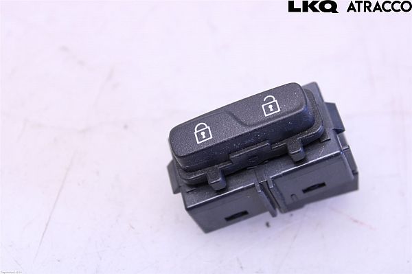 Switch - door VOLVO XC70 II (136)
