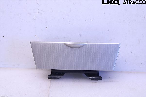 Car ashtray
