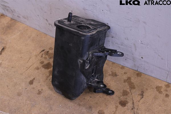 Fuel vapor canister