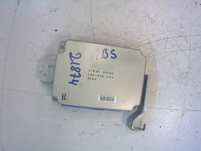 ABS computer NISSAN X-TRAIL (T30)