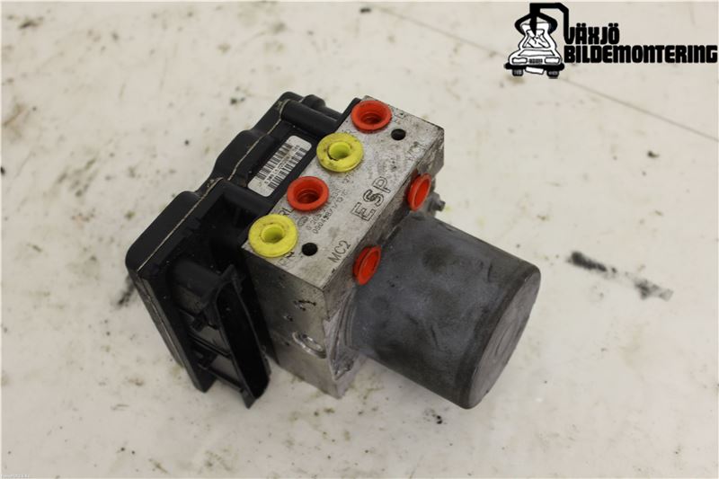ABS - pump SAAB 9-5 Estate (YS3E)