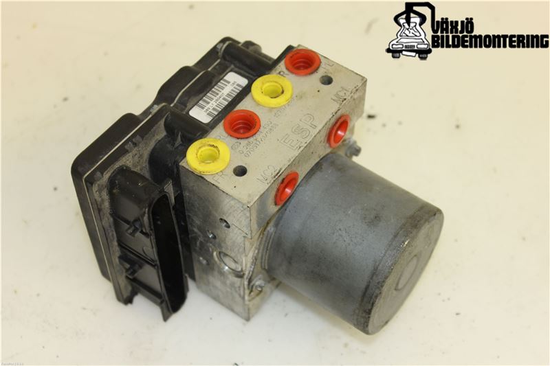 ABS - pump SAAB 9-5 Estate (YS3E)