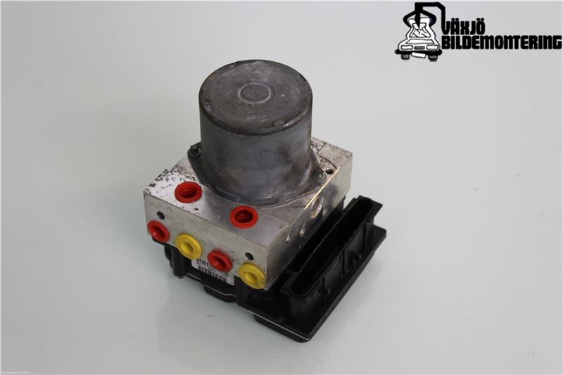ABS - pump SAAB 9-5 Estate (YS3E)