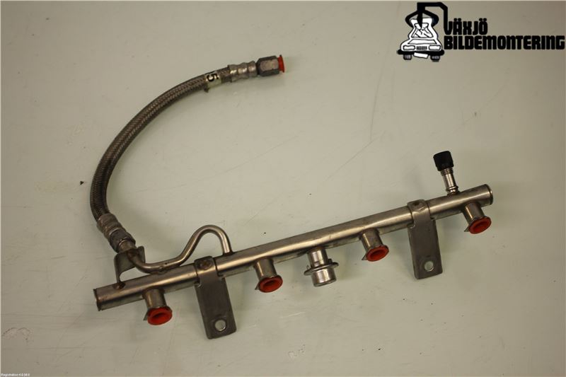 High-pressure rail / injection nozzle pipe MERCEDES-BENZ E-CLASS (W212)