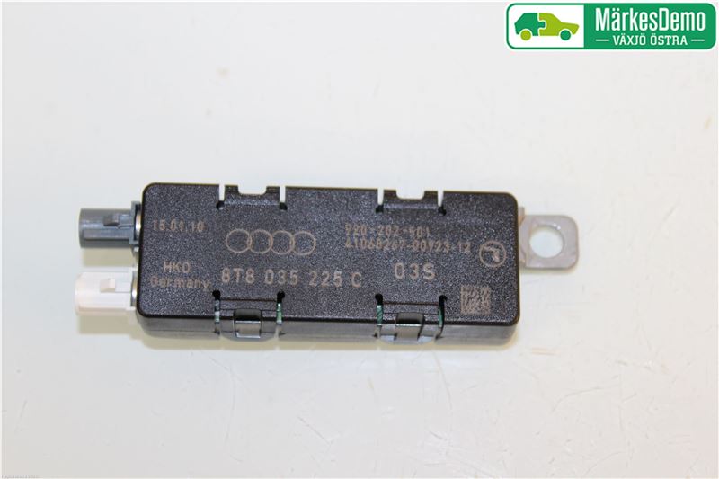 Wzmacniacz antenowy AUDI A5 Sportback (8TA)