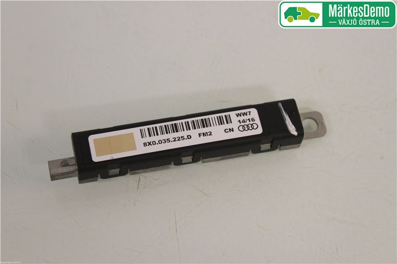 Wzmacniacz antenowy AUDI A1 Sportback (8XA, 8XF)