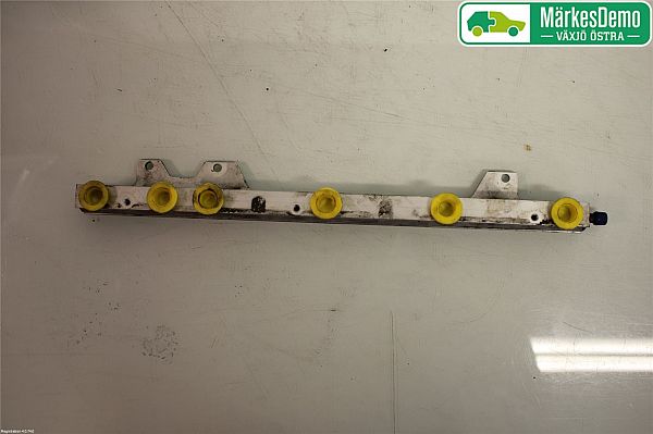 High-pressure rail / injection nozzle pipe VOLVO V70 Mk II (285)