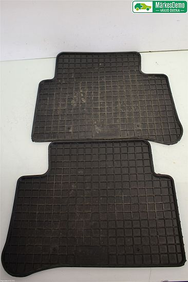 tapis -revêtement de sol MERCEDES-BENZ E-CLASS (W212)