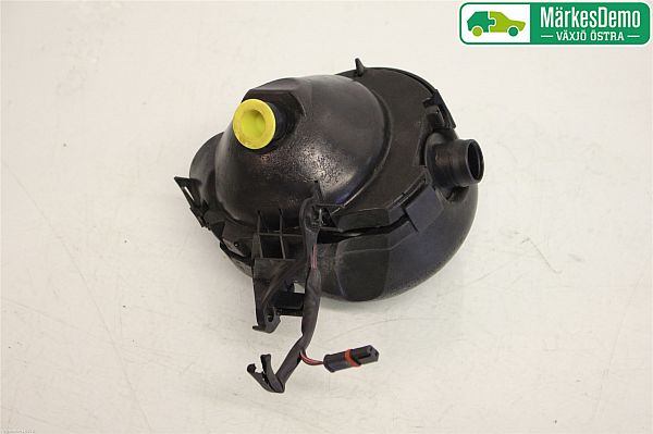 Oil breather separator