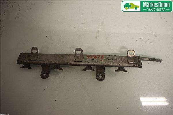 High-pressure rail / injection nozzle pipe SUZUKI SPLASH (EX)
