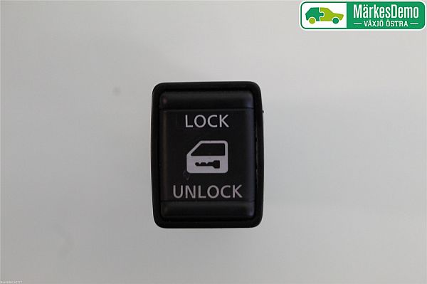 Switch - door NISSAN NP300 NAVARA Pickup (D23)