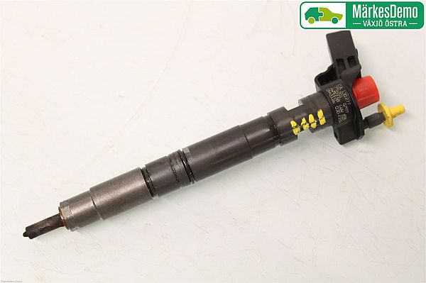Verstuiver / Injector AUDI A4 (8K2, B8)