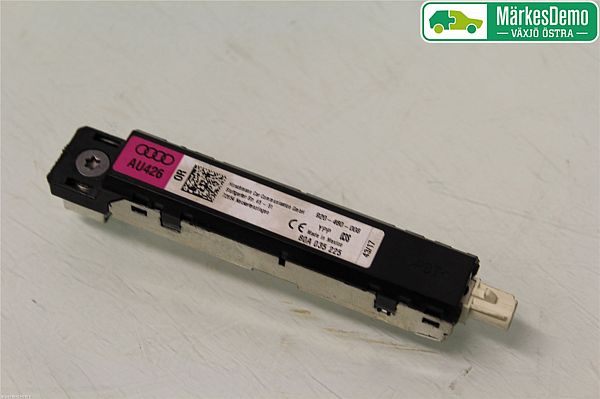 Wzmacniacz antenowy AUDI Q5 (FYB)