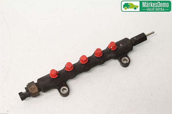 High-pressure rail / injection nozzle pipe TOYOTA RAV 4 III (_A3_)