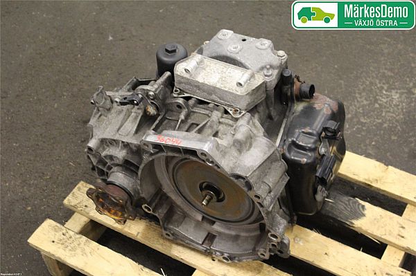 Gearbox valve body