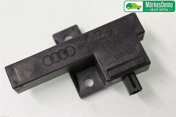 Wzmacniacz antenowy AUDI A8 (4H2, 4H8, 4HC, 4HL)
