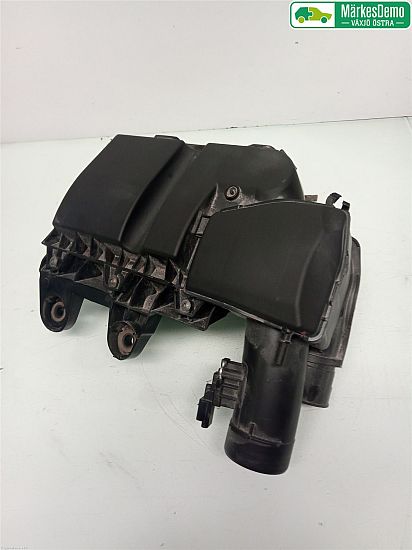 Filtr powietrza PEUGEOT PARTNER Box (K9)