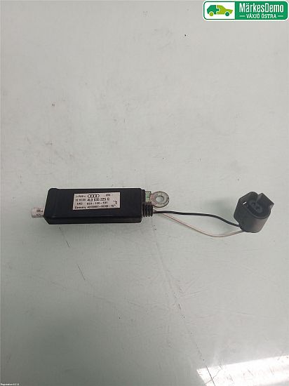 Wzmacniacz antenowy AUDI Q7 (4LB)