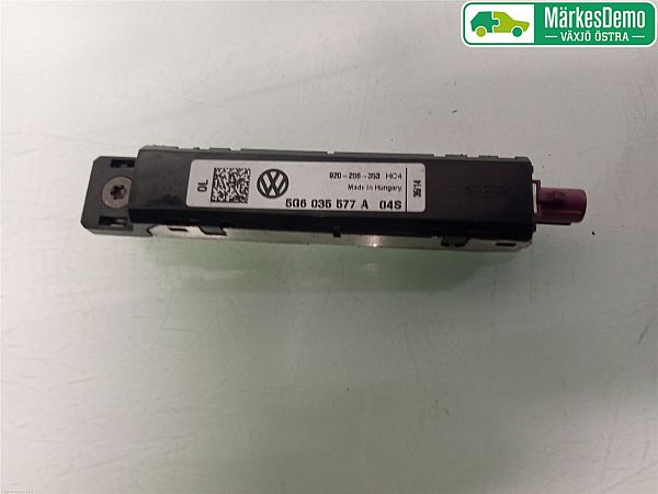 Antenneforstærker VW GOLF VII (5G1, BQ1, BE1, BE2)