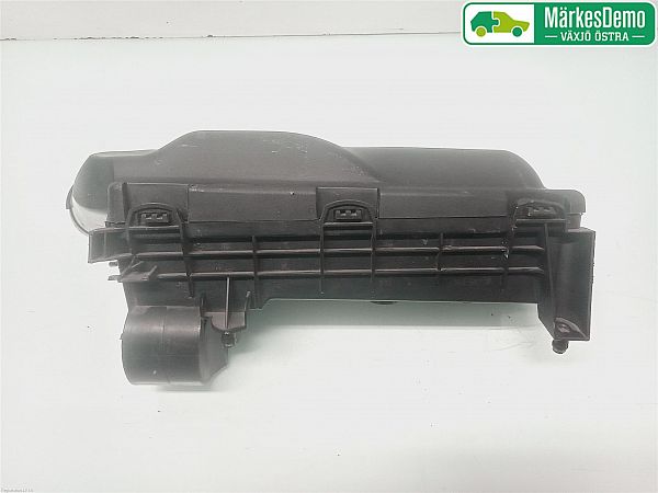Filtr powietrza PEUGEOT 308 II (LB_, LP_, LW_, LH_, L3_)