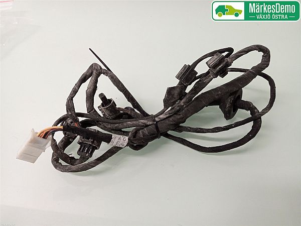 Parking sensor wiring loom