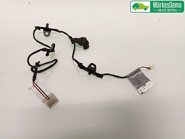Door handle exterior light
