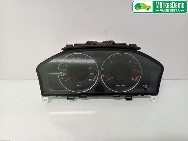 Instrument cluster VOLVO V60 I (155)