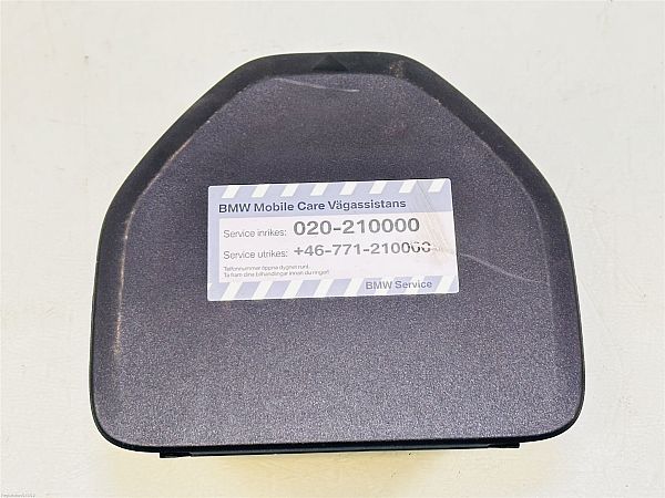 Warning triangle bracket