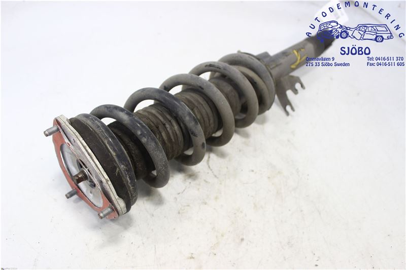 Federbein vorn INFINITI G Saloon