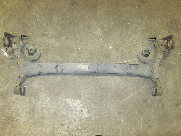 Toyota Yaris - Rear axle assembly - complete Yaris | Autoparts24