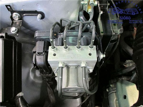 ABS - pump SUBARU IMPREZA Hatchback (GP_)