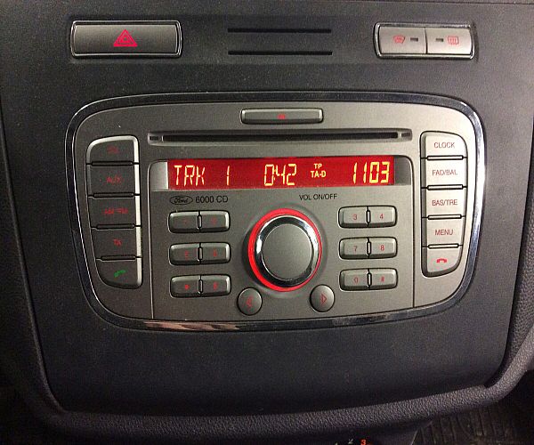 AT1T-18C815-AA : Radio mutidisplay en Audio - Autoparts24