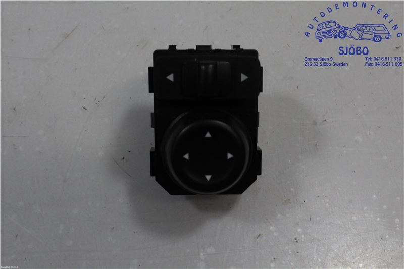 Wing mirror - switch NISSAN NOTE (E12)