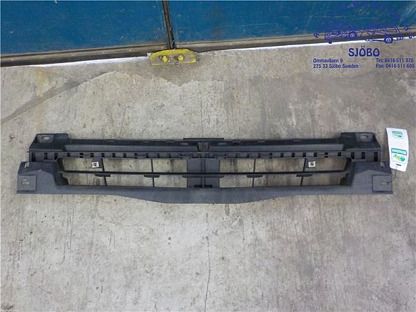 Grill / gitter NISSAN PRIMASTAR Box (X83)