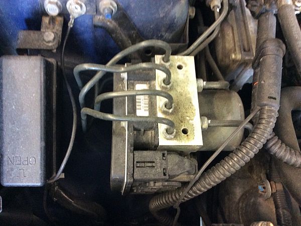 ABS - pump SUBARU IMPREZA Hatchback (GR, GH, G3)