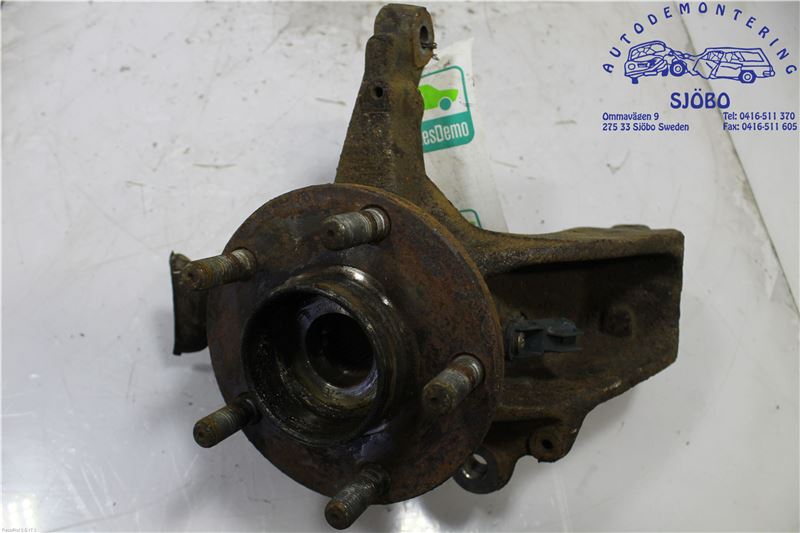 Spindle - front FORD FOCUS II (DA_, HCP, DP)