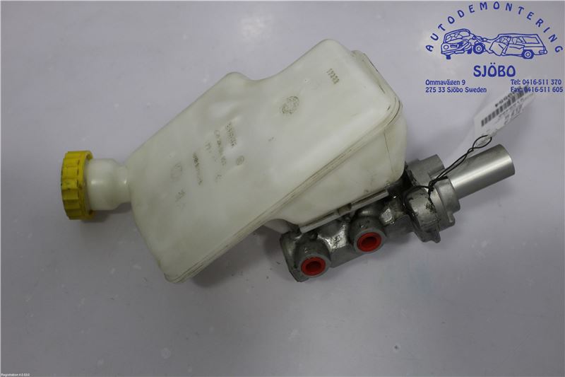 Brake - Master cylinder PEUGEOT 208 I (CA_, CC_)