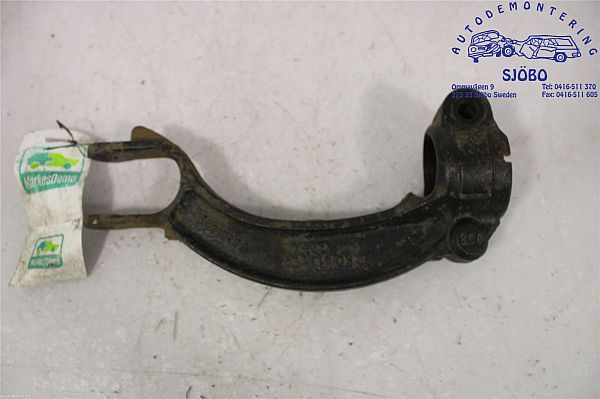 Lower shock bracket