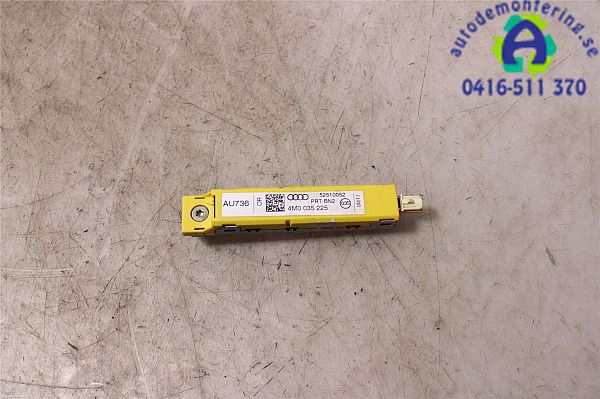 Wzmacniacz antenowy AUDI Q7 (4MB, 4MG)