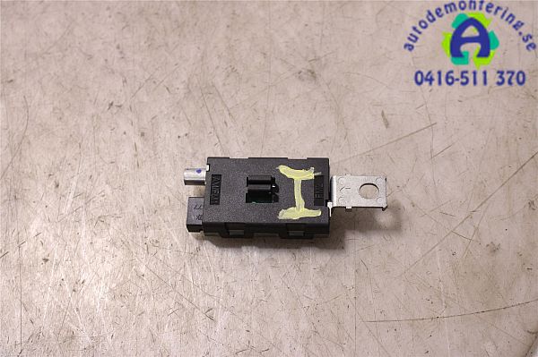Wzmacniacz antenowy PEUGEOT 3008 SUV (M_)