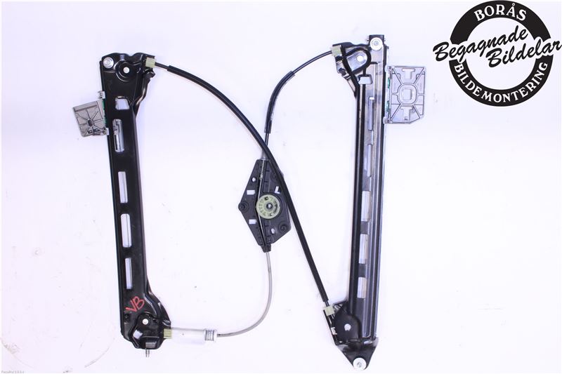 Window lifting mechanism without motor
