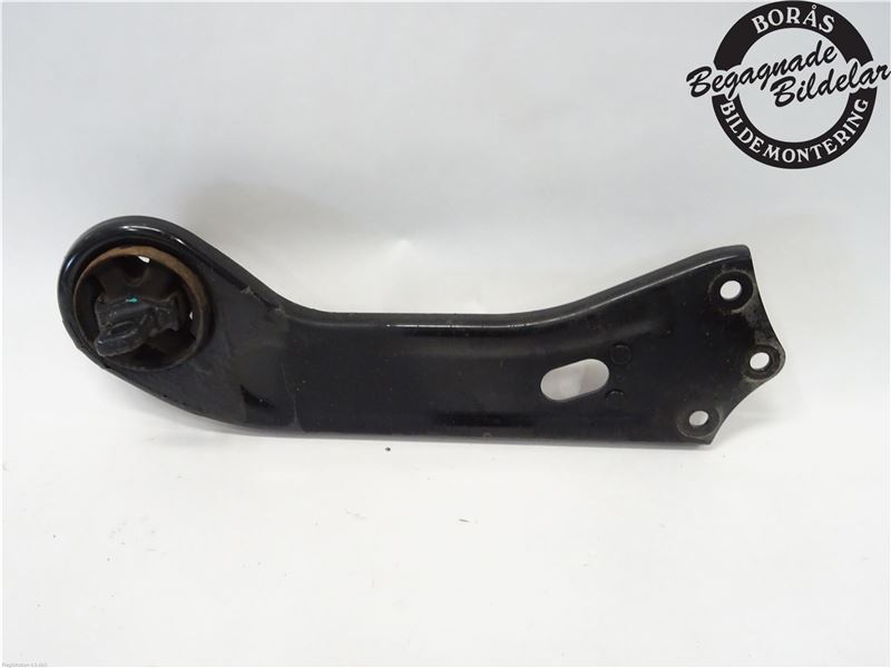 55270-H3000 : Wishbone - rear - Autoparts24