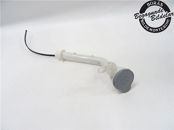 Washer fluid reservoir NISSAN QASHQAI II (J11, J11_)