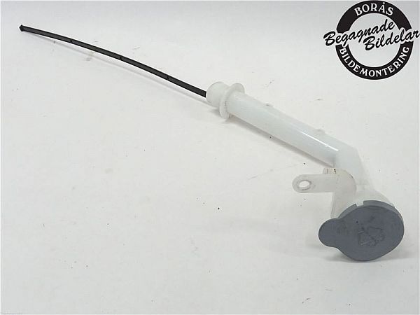 Washer fluid reservoir NISSAN QASHQAI II (J11, J11_)