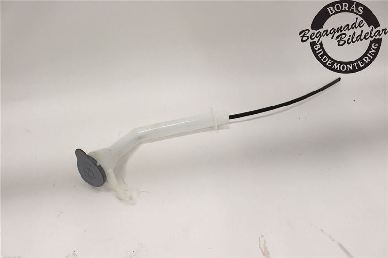 Washer fluid reservoir NISSAN QASHQAI II (J11, J11_)