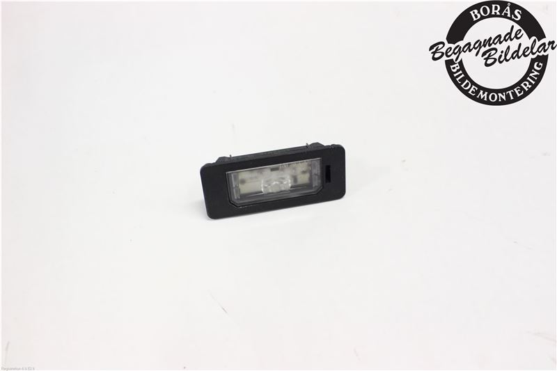 Feux plaque immatriculation BMW X1 (E84)