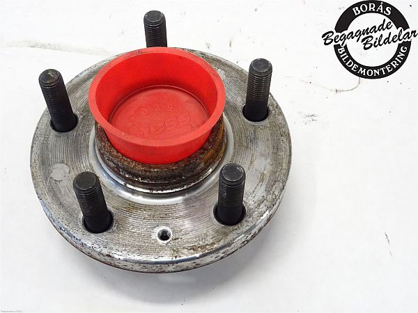 Front hub VOLVO 940 Kombi (945)