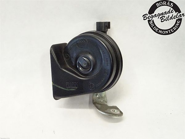 Horn VOLVO V40 Hatchback (525, 526)